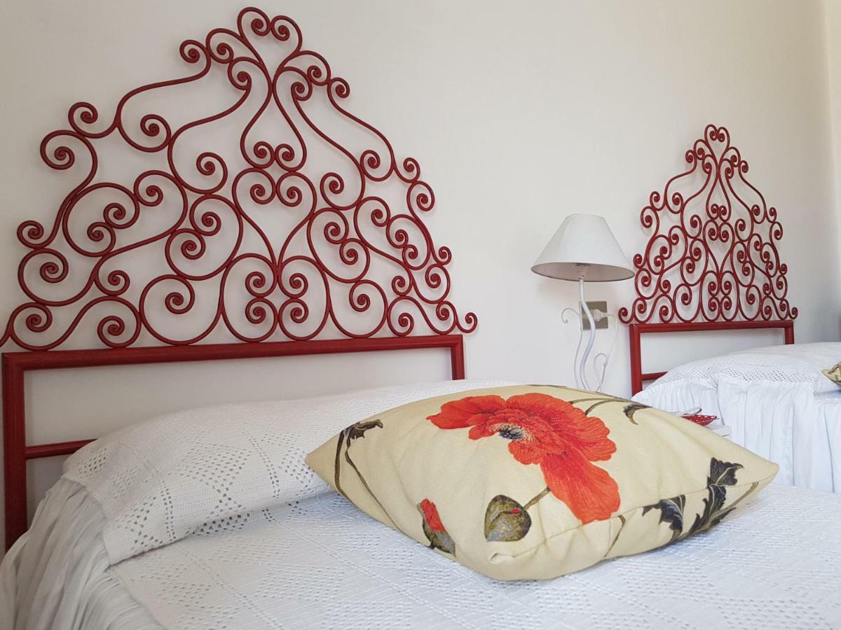Guest House Edera San Gimignano Buitenkant foto