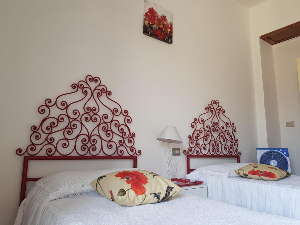 Guest House Edera San Gimignano Buitenkant foto